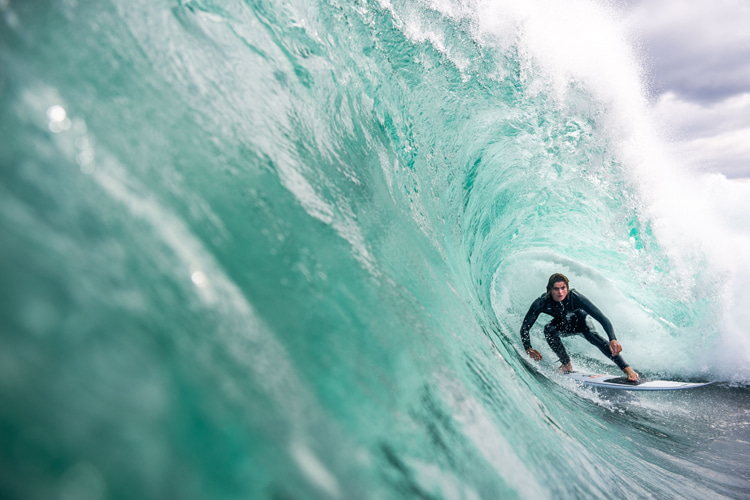 Australia: a country with 727,328-plus adult surfers | Photo: Red Bull