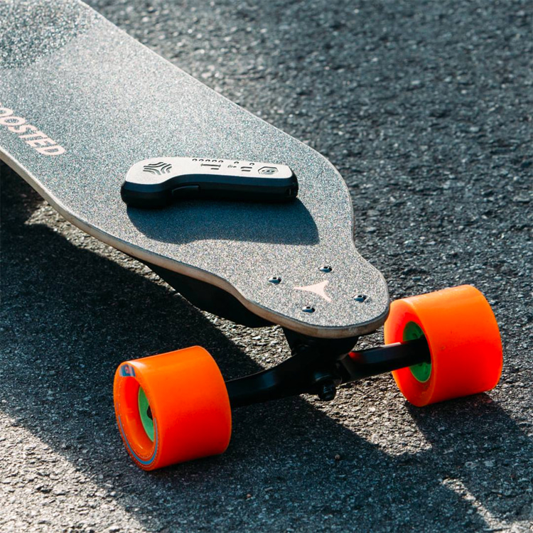 What is an electric skateboard?