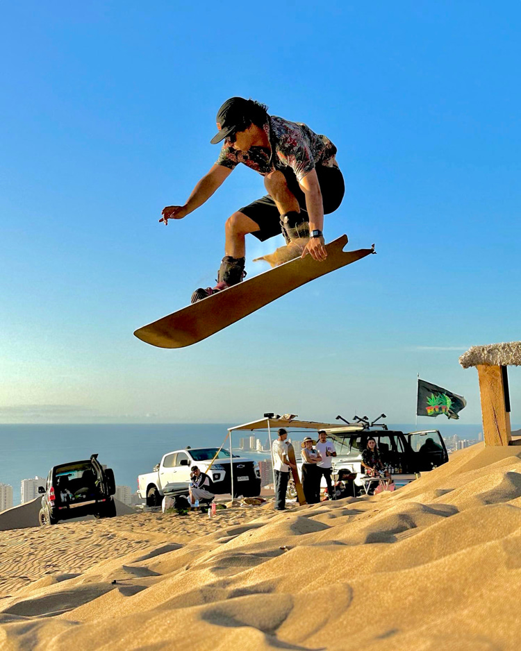 Franco Diaz: his favorite sandboarding dune is Duna Cerebro | Photo: Diaz Archive