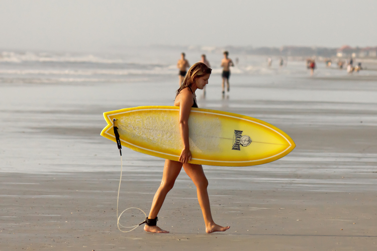 Surf leash: it took over 50 years to reach the modern design | Photo: Shutterstock