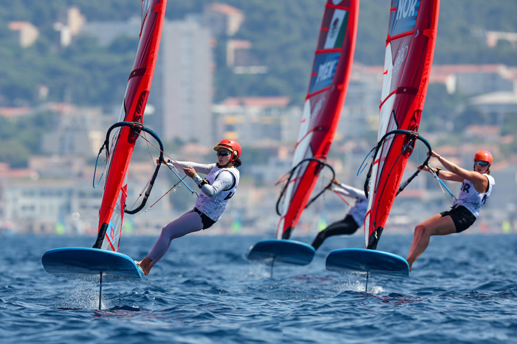 iQFoil: the first day of competition at Paris 2024 had light winds | Photo: World Sailing