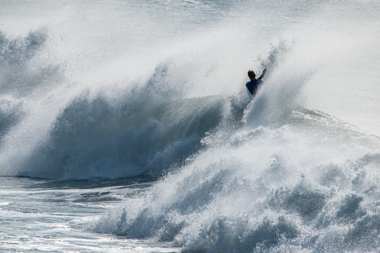 2024 Kneeboard Surfing World Titles: Jeffreys Bay delivered amazing waves and kneeboarders answered with stellar performances | Photo: Perring