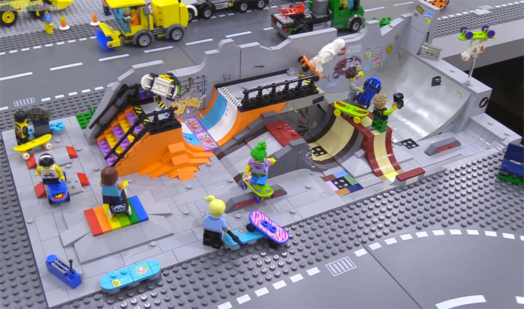 I'm working on a Lego rearrangeable skate park for Lego Ideas