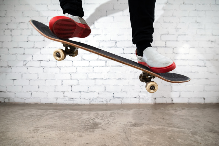 Skate shoes: a type of footwear specifically designed and manufactured for use in skateboarding | Photo: Shutterstock